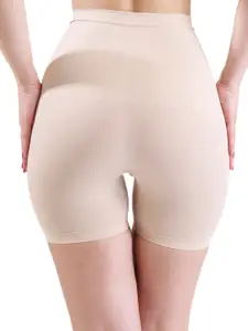 Swee Shapewear Nude-Coloured Seamless Low Waist & Short Thigh Iris Shaper