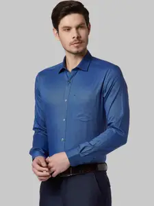 Park Avenue Men Blue Slim Fit Solid Formal Shirt