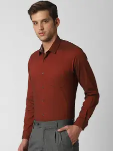 Peter England Men Brown Slim Fit Solid Formal Shirt