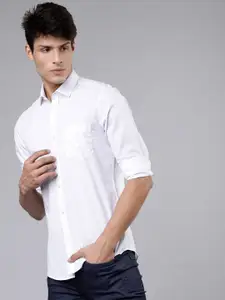 HIGHLANDER Men White & Blue Slim Fit Checked Casual Shirt