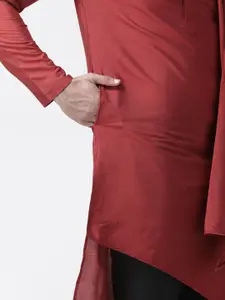 KISAH Men Rust Red Solid Straight Kurta