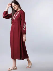 Vishudh Women Maroon Floral Printed Fit and Flare Dress