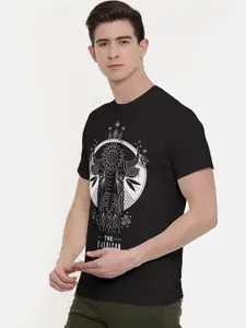 THREADCURRY Men Black Printed Round Neck T-shirt