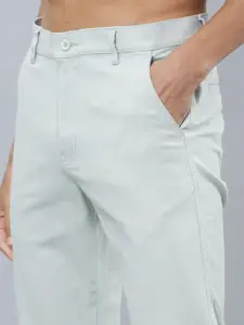 HIGHLANDER Men Green Slim Fit Solid Regular Trousers