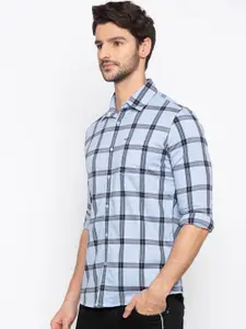 SPYKAR Men Blue & White Slim Fit Checked Casual Shirt