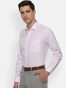 Van Heusen Men Pink & White Regular Fit Checked Formal Shirt