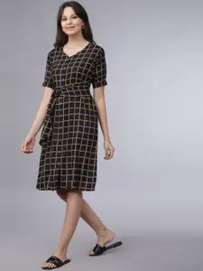 Tokyo Talkies Women Navy Blue & Beige Checked Fit and Flare Dress