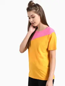 Kotty Women Pink Colourblocked Round Neck T-shirt