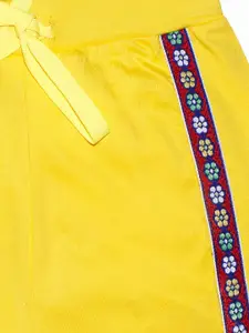 KiddoPanti Girls Yellow Solid Regular Fit Regular Shorts
