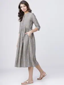 Vishudh Women Grey Checked Shirt Dress
