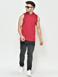 Chkokko Men Maroon Solid Hood T-shirt