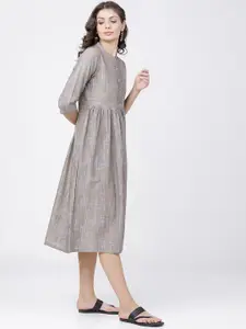Vishudh Women Grey Checked A-Line Dress