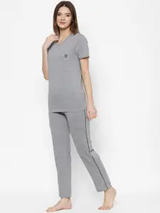 MACK JONNEY Women Grey & Black Solid Night Suit