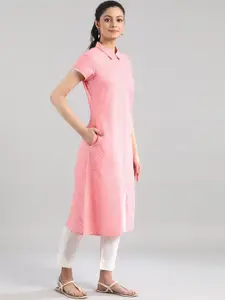 AURELIA Women Peach-Coloured & White Geometric Printed Kurta