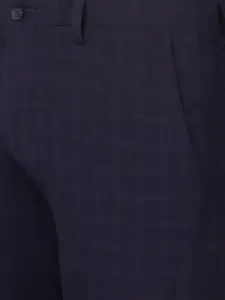 Blackberrys Men Navy Blue Phoenix Skinny Fit Checked Formal Trousers