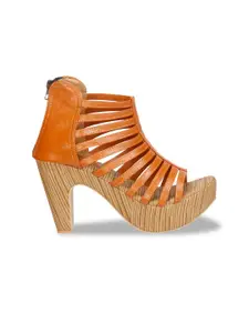 Denill Women Tan Woven Design Gladiators