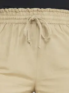 Oxolloxo Women Solid Brown Mid-Rise Regular Shorts