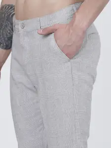 HIGHLANDER Men Grey Slim Fit Regular Trousers