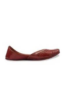 DESI COLOUR Women Brown Ethnic Embellished Mojaris Flats