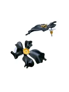 Crunchy Fashion Black Gold-Plated Floral Studs