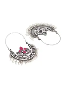 TEEJH Silver-Plated & Off White Contemporary Drop Earrings