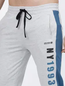 The Indian Garage Co Men Grey Melange & Blue Printed Slim-Fit Joggers