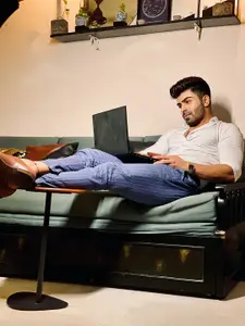 HIGHLANDER Men Blue Slim Fit Striped Cotton Linen Regular Trousers