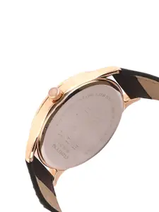 Daniel Klein Men Black & Gold-Toned Analogue Watch