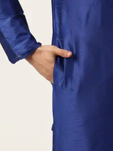 SOJANYA Men Blue & Green Solid Kurta with Churidar & Jacket