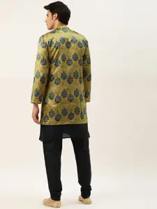 SOJANYA Men Black Solid Kurta Set With Printed Jacket