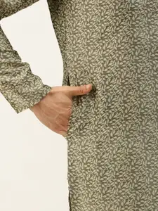 SOJANYA Men Beige Self Design Jacquard Silk Kurta with Churidar & Nehru Jacket