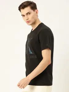 Calvin Klein Jeans Men Black & Blue Brand Logo Print T-shirt