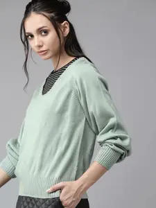 Roadster Women Green Solid Pullover Sweater