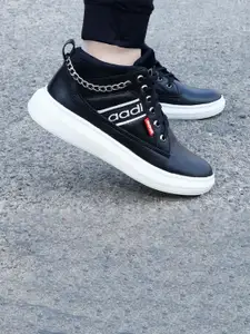 Aadi Men Black Synthetic Leather Low Ankle Casual Shoes