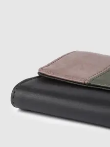 Baggit Women Black & Green Colourblocked Solid Three Fold Wallet