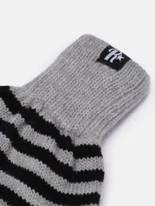 Roadster Grey & Black Striped Acrylic Gloves