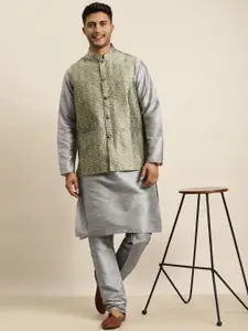 SOJANYA Men Grey Kurta Set With Jacket
