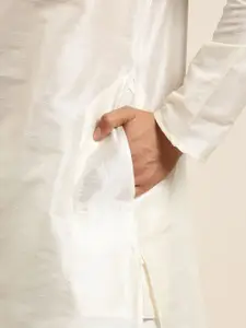 SOJANYA Men Off White Solid Kurta with Churidar & Nehru Jacket