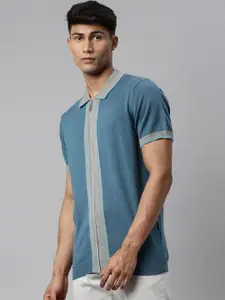 RARE RABBIT Men Zippy Slim Fit Colourblocked Front-Open T-Shirt