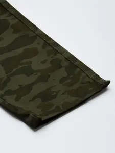 U.S. Polo Assn. Denim Co. U S Polo Assn Denim Co Men Olive Green Camouflage Printed Gatsby Tapered Fit Trousers