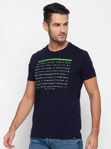 SPYKAR Men Blue Typography Printed Slim Fit T-shirt