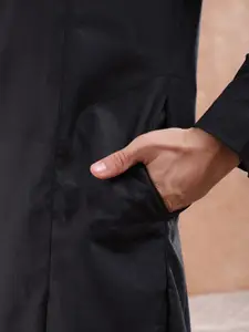 Freehand by The Indian Garage Co Men Black Kurta