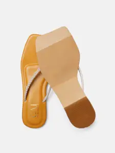 CAI Women Beige  Braided One Toe Flats