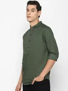 FOREVER 21 Men Green Slim Fit Opaque Casual Shirt