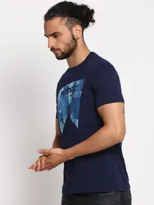 Wrangler Men Blue Typography Printed Pockets T-shirt