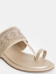 Vishudh Women Gold-Toned One Toe Flats
