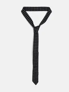 Gini and Jony Boys White Pure Cotton Solid Party Shirt with Slim Tie