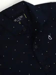 Gini and Jony Boys Navy Blue & White Pure Cotton Slim Fit Ditsy Print Casual Shirt