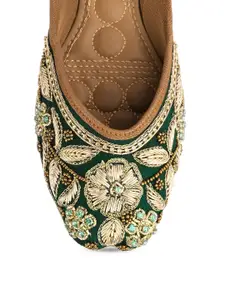 DESI COLOUR Women Green Embellished Leather Ethnic Mojaris Flats