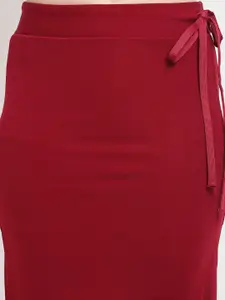 Sugathari Women Maroon Solid Saree Shapewear